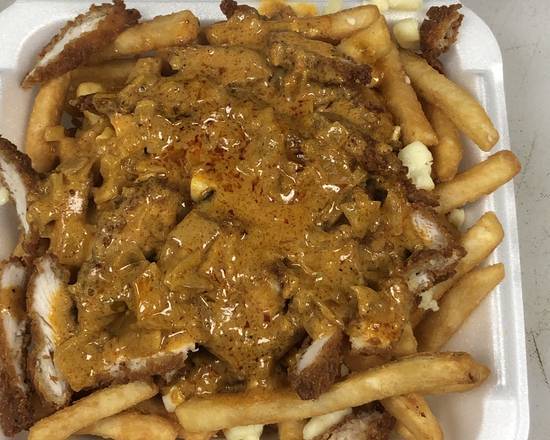 Butter Chicken Poutine