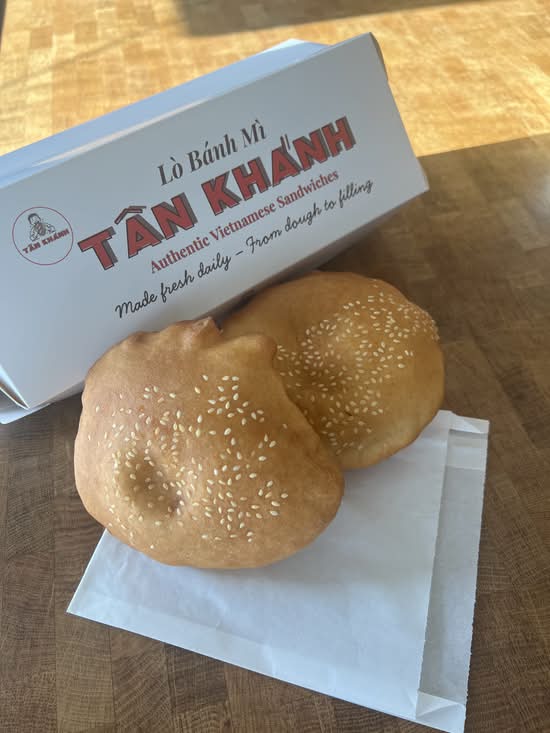 Vietnamese Donut (Bánh Tiêu)