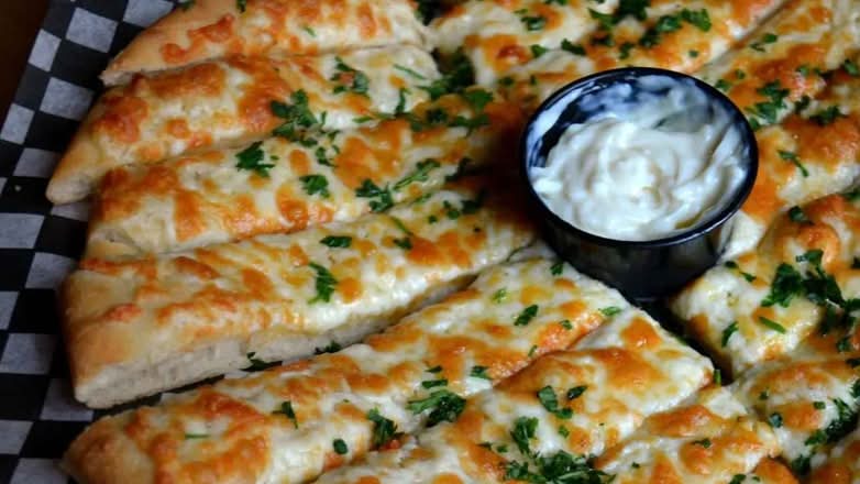 Cheesy Garlic Fingers