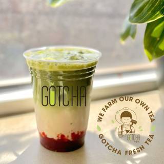 Strawberry Matcha Latte (Large)