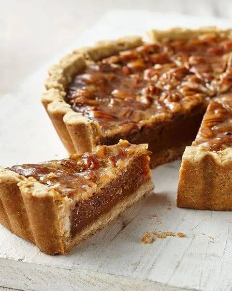 RUSTIC PECAN PIE