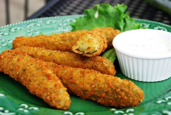 Breaded Pickles 7pc