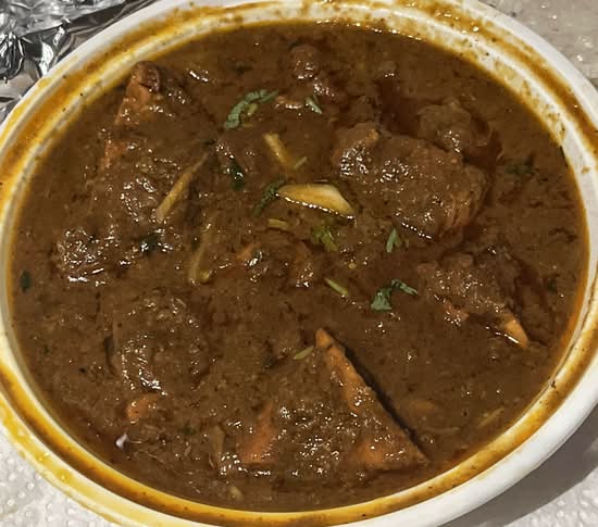 CHICKEN CURRY