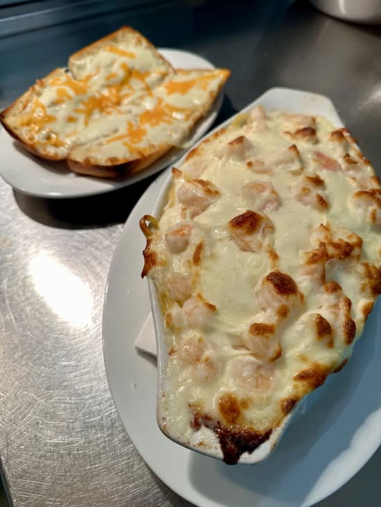 Fettuccine Alfredo