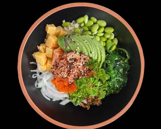 Tuna poke bowl