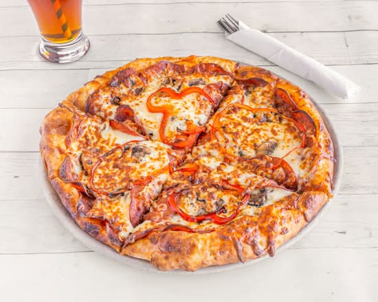 Toute Garnie Pizza