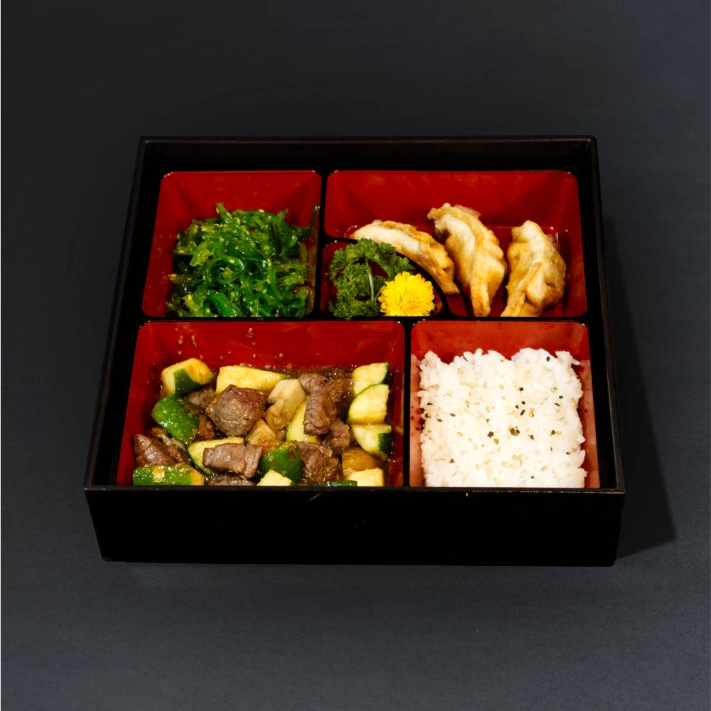 B7. Beef Stir-fry Bento