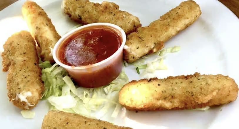 Mozzarella Sticks (6Pcs)