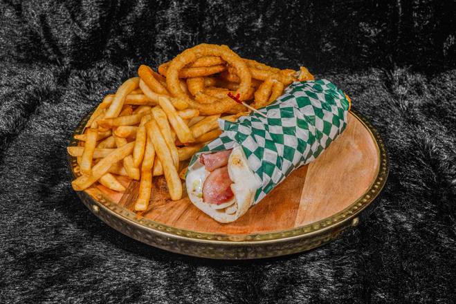 Chicken, Bacon, and Ranch Sandwich