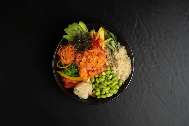 Poké au saumon / Salmon poke