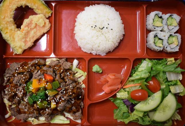 #4 Bento Bœuf Teriyaki / Teriyaki Beef Bento