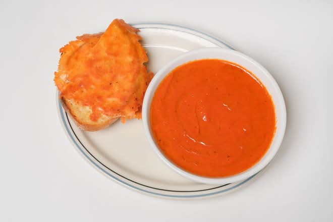 Tomato & Roasted Red Pepper Soup