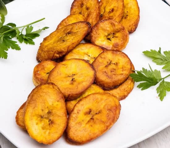 Banane Plantin Frit  / Fried Plantain