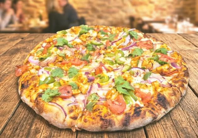 Butter Chicken Pizza