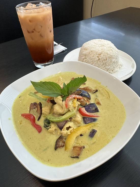 CU42. Green Curry