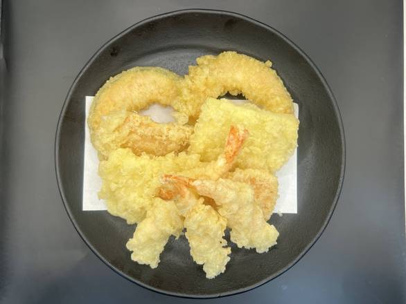 Assorted Tempura (9 pcs)