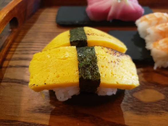 Tamago (Egg) Sushi (2pcs)