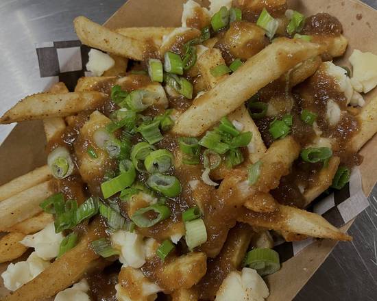 Classic Poutine
