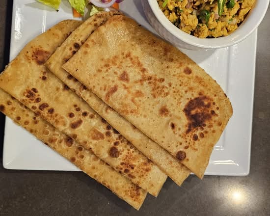 Egg Bhurji with 2 Plain Paratha