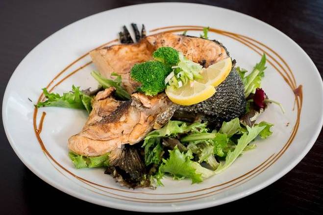 BBQ Salmon Kama
