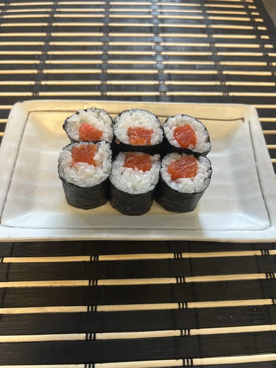 Salmon Roll