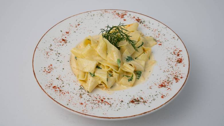 Fettuccine Alfredo