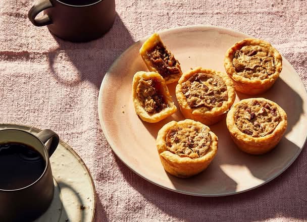 Tart  ( Butter/ Pecan/ Lemon)