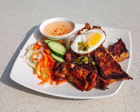 35. Grilled Lemongrass Chicken & Fried Egg On Steamed Rice Cơm Gà Nướng Sả Trứng Chiên