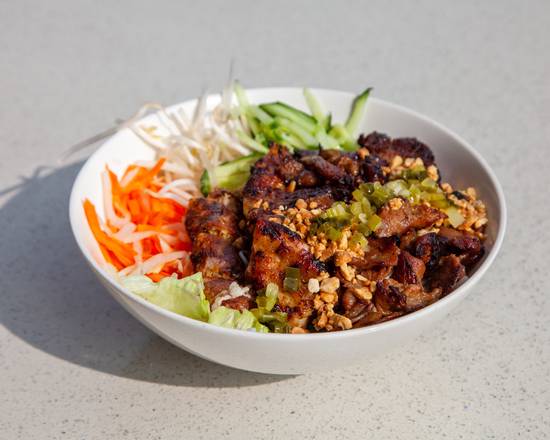 30. Grilled Lemongrass Chicken & Spring Roll Vermicelli Bowl Bún Gà Nướng Chả Giò