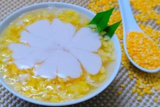Sweet mung bean pudding/ Chè Đậu Xanh