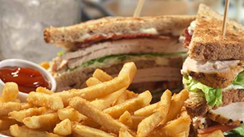 Bayou Chicken Club
