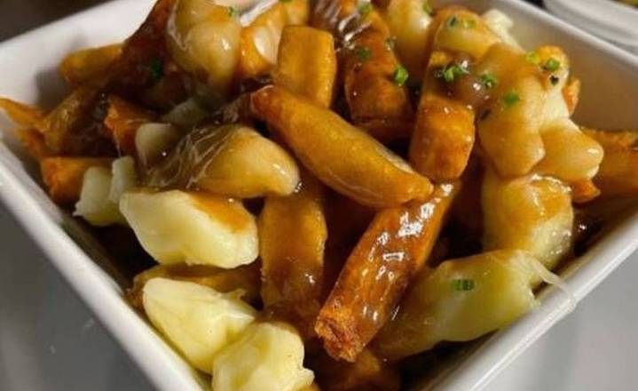 Classic Poutine