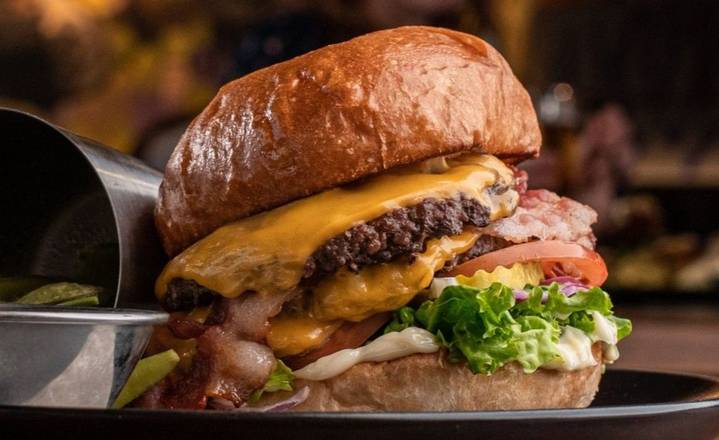 Bacon Cheeseburger