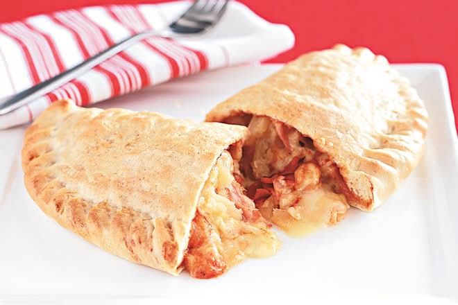 HAWAIIAN CALZONE