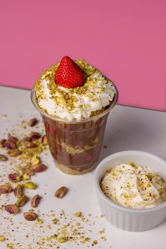 DUBAI STRAWBERRY CUP