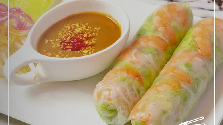 02. Fresh Shrimp Summer Rolls (Online)