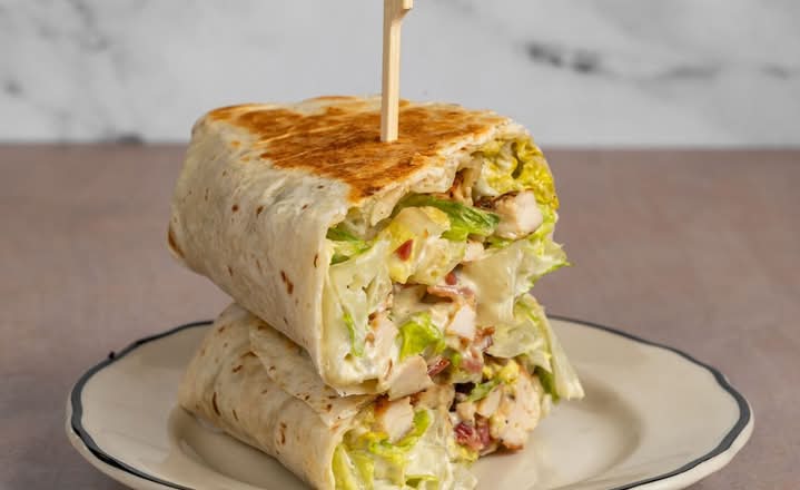 WRAP CESAR AU POULET/ CHICKEN CAESAR WRAP
