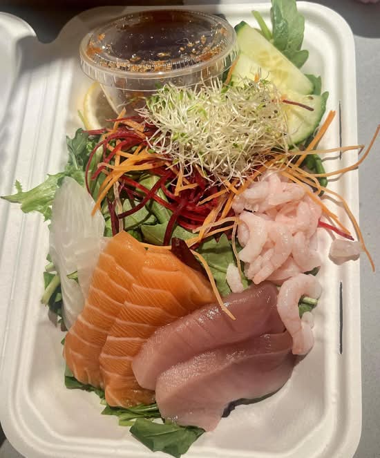 Sashimi Salad