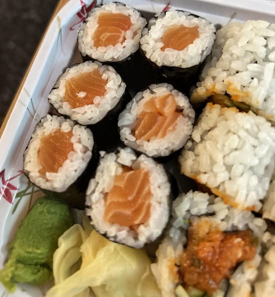 Salmon Maki