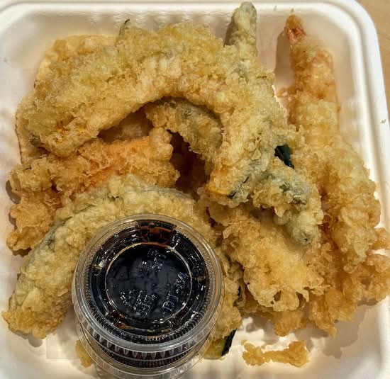 Assorted Tempura (11 pcs)