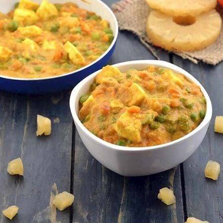 NAVRATAN KORMA