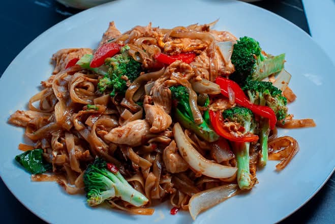 Drunken Noodle