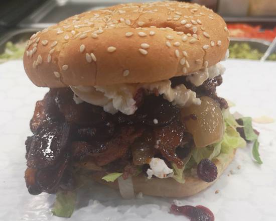 Maple Bacon Cranberries Burger
