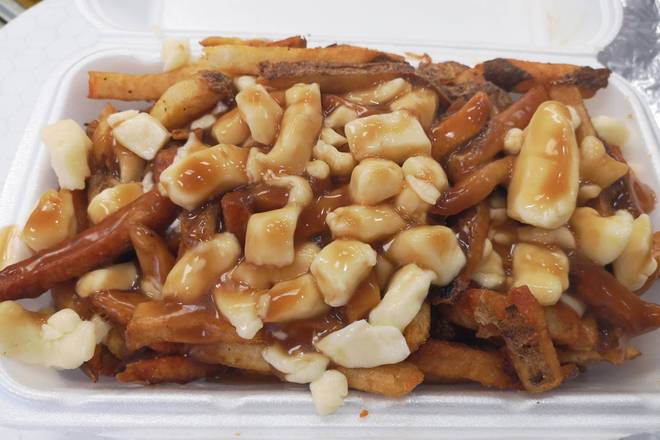 Classic Poutine
