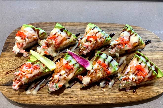 Salmon and Avocado pizza