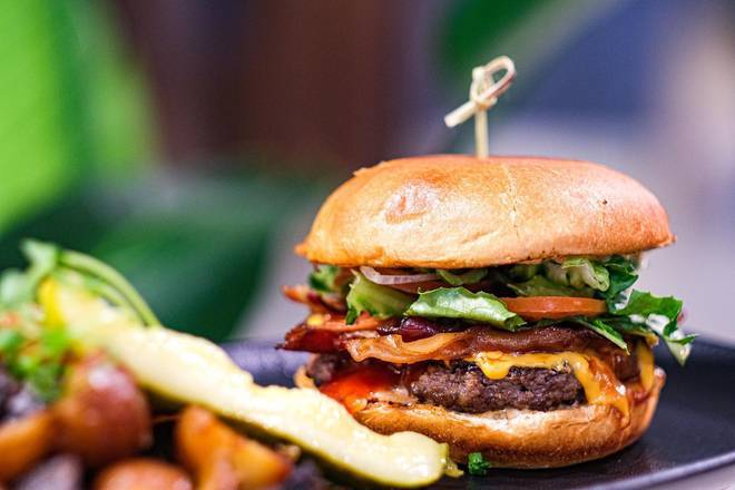 Bacon Cheddar Burger