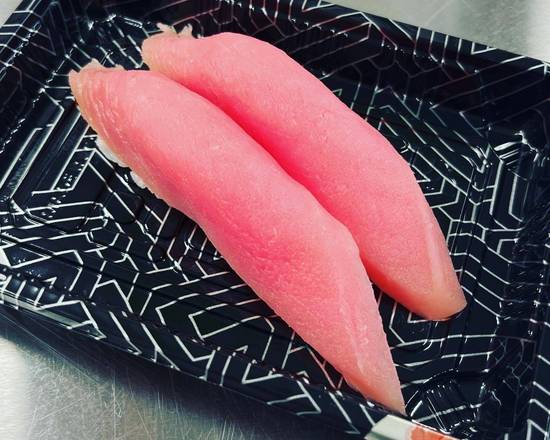 Tuna Nigiri (2 pcs)