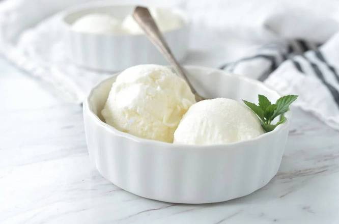 Vanilla Ice Cream (2 Scoope)