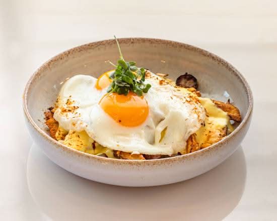 Cozy Nook Breakfast Poutine
