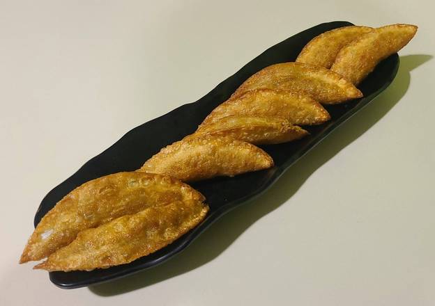 Koon Man Du (군만두) 8 pcs